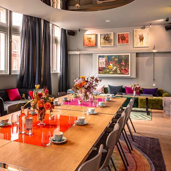 groucho carter room sq01