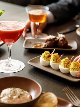 happy hour monday friday